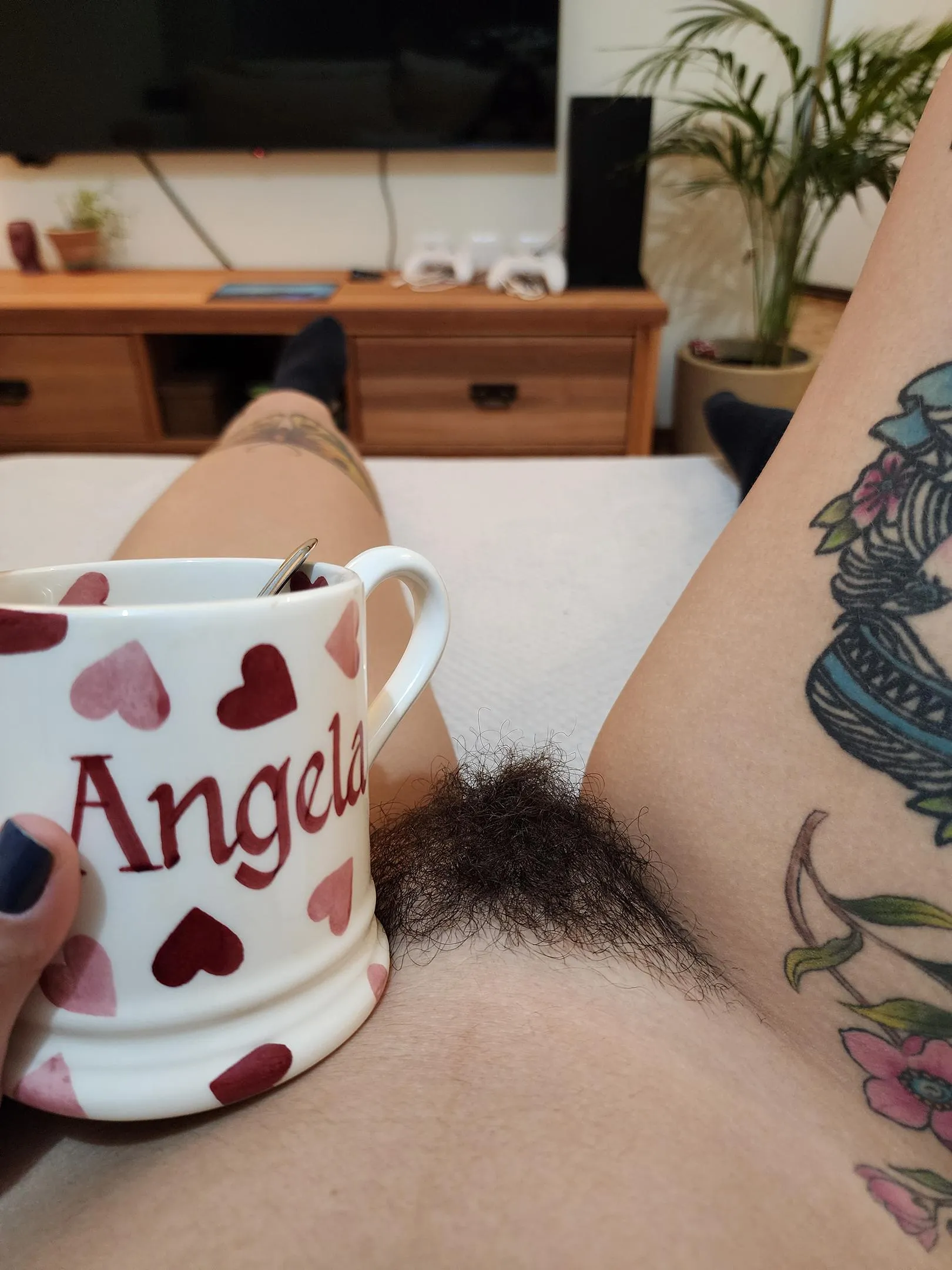 A coffee and a hairy pussy is all you need for today