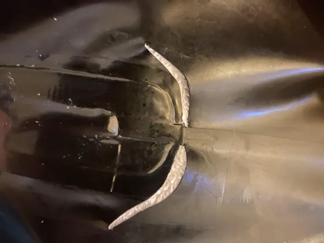 Anyone know if this fixable and if so how you’d go about it?