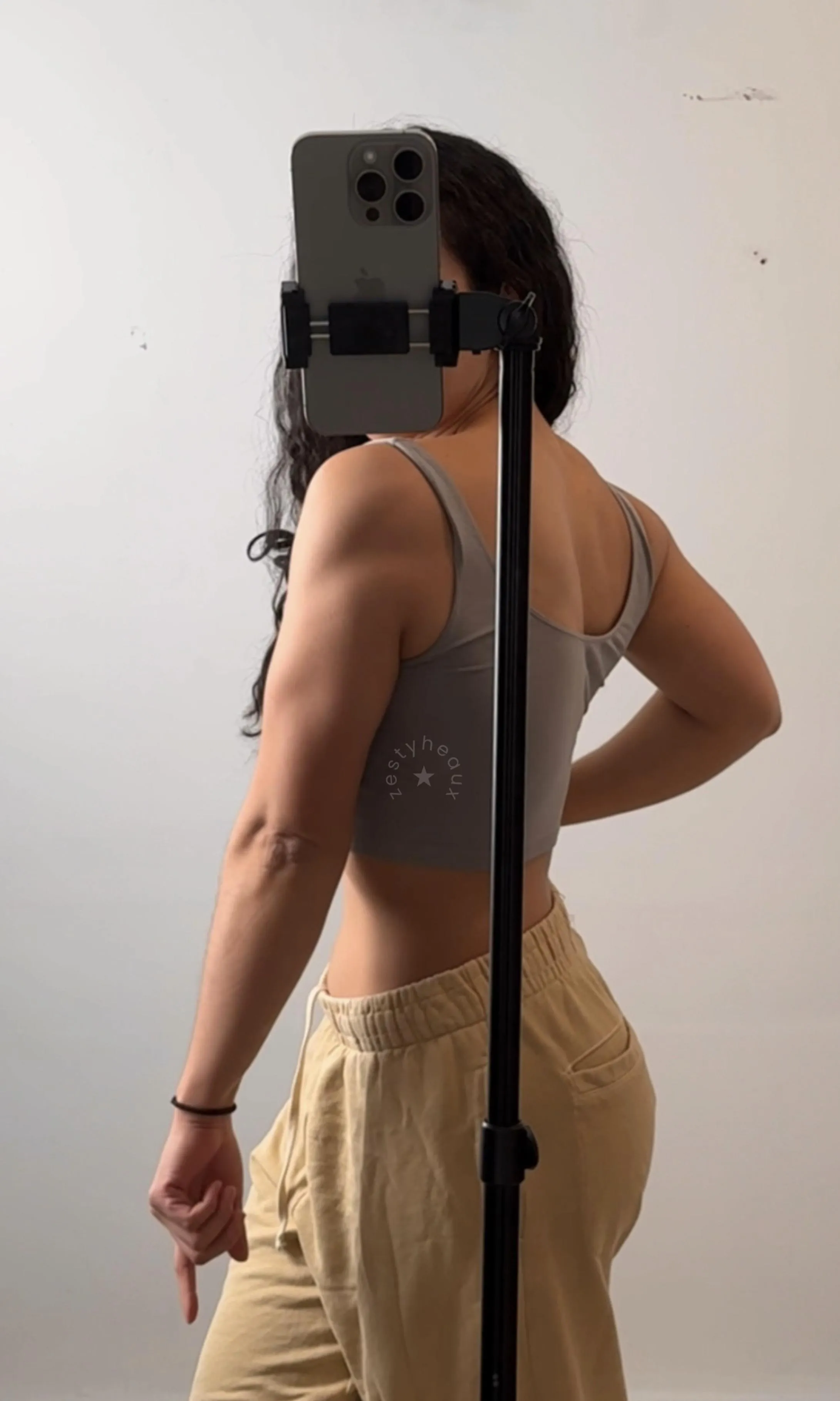 Crop top + sweats to destroy my upper body