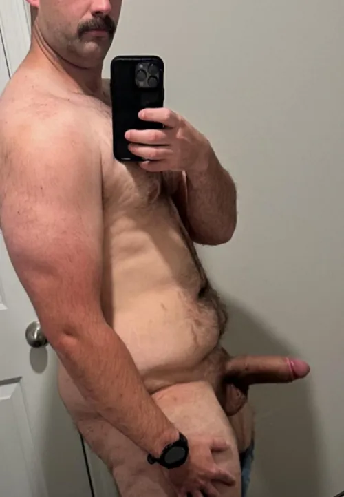 DILF status or too thick? (34)