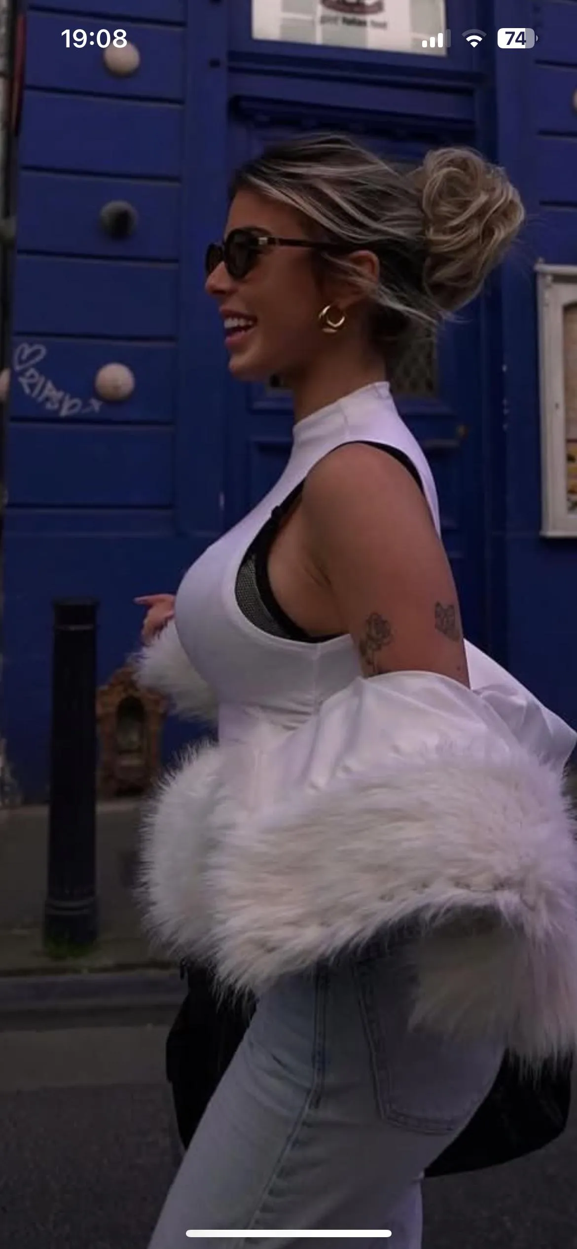 Ellen haar romige tieten zijn groter?!?!?