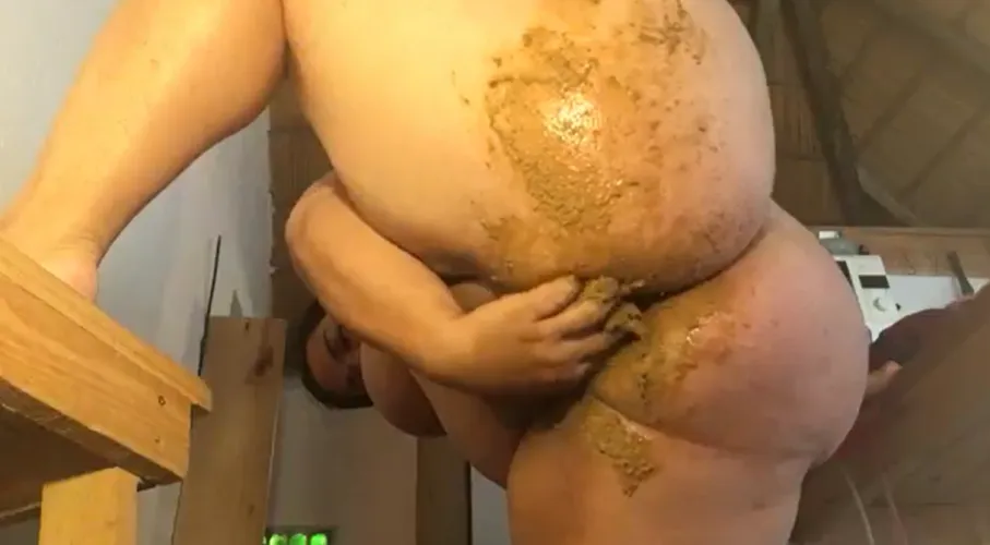 (F) Either I sit on your face so you clean me up, or on your lap to get fucked :D