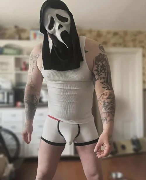 Halloween Bulge