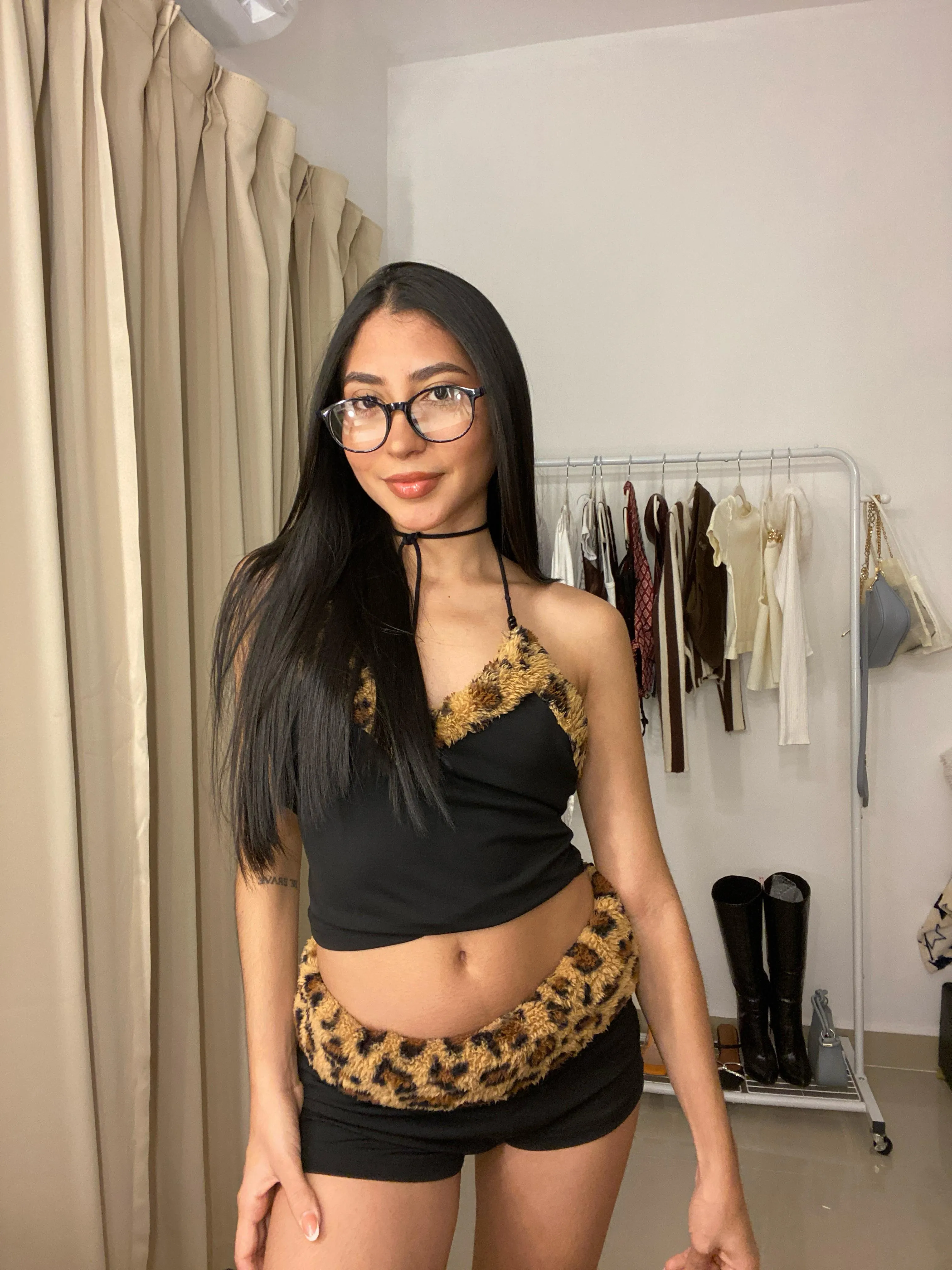 I'm waiting for you on my stream [Sweetnaughtygirl_]