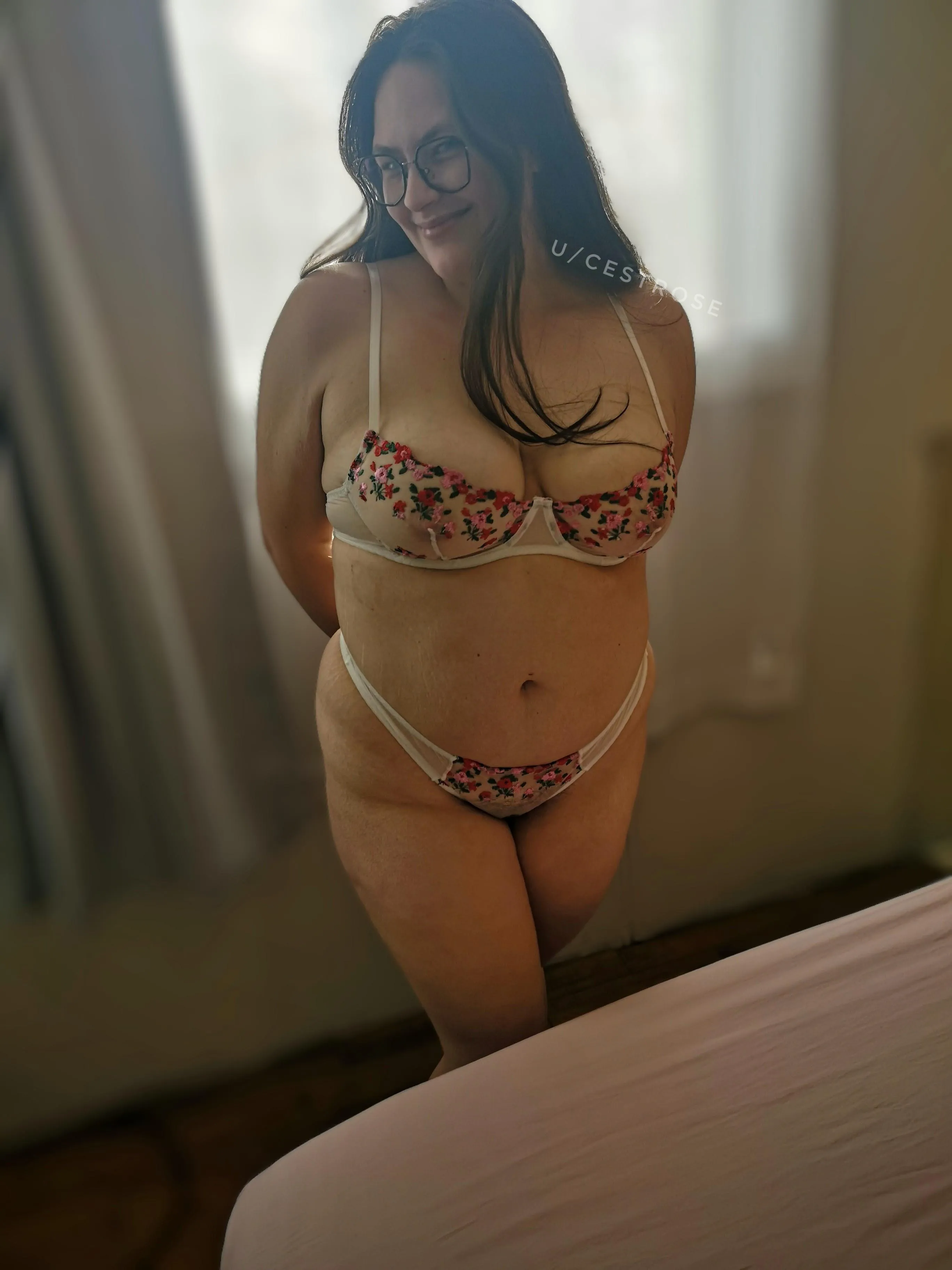 Innocently showing off my hipdips