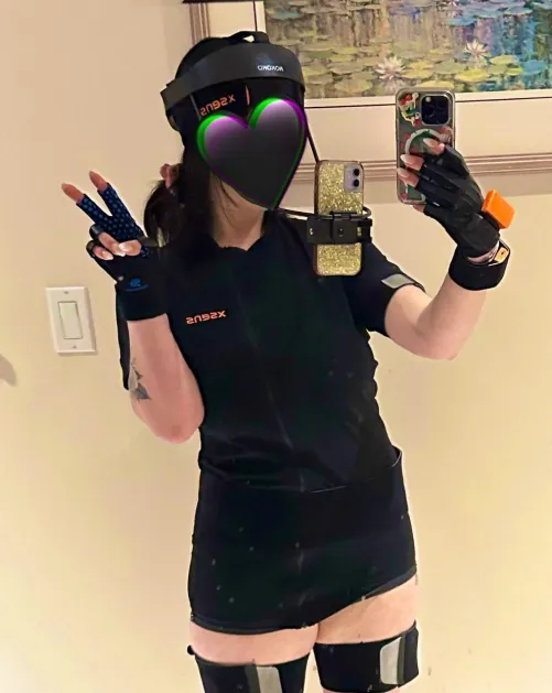 IRL Cotton in her 3D Mocap gear, no cap
