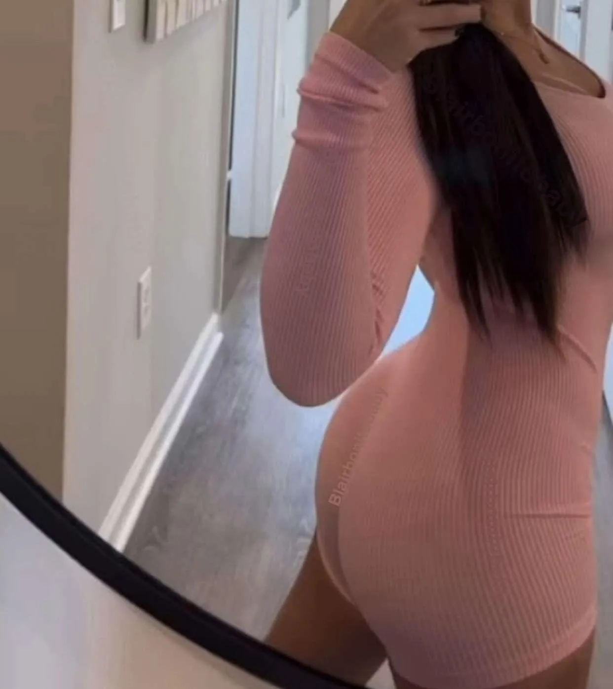 Joi, sexting, GFE, sph, open for customs & requests feet / fetish friendly F24