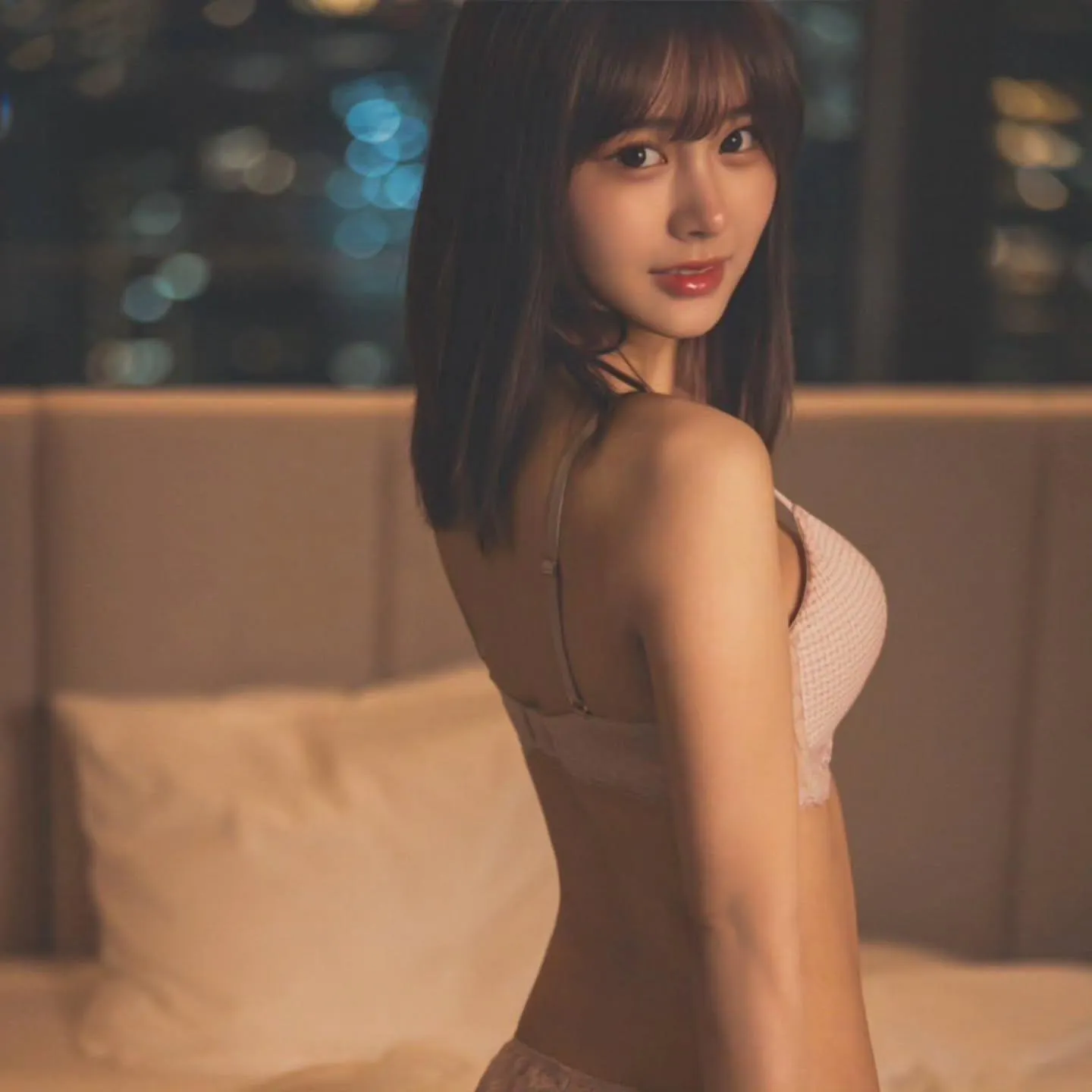 Miyu Ootori 鳳みゆ