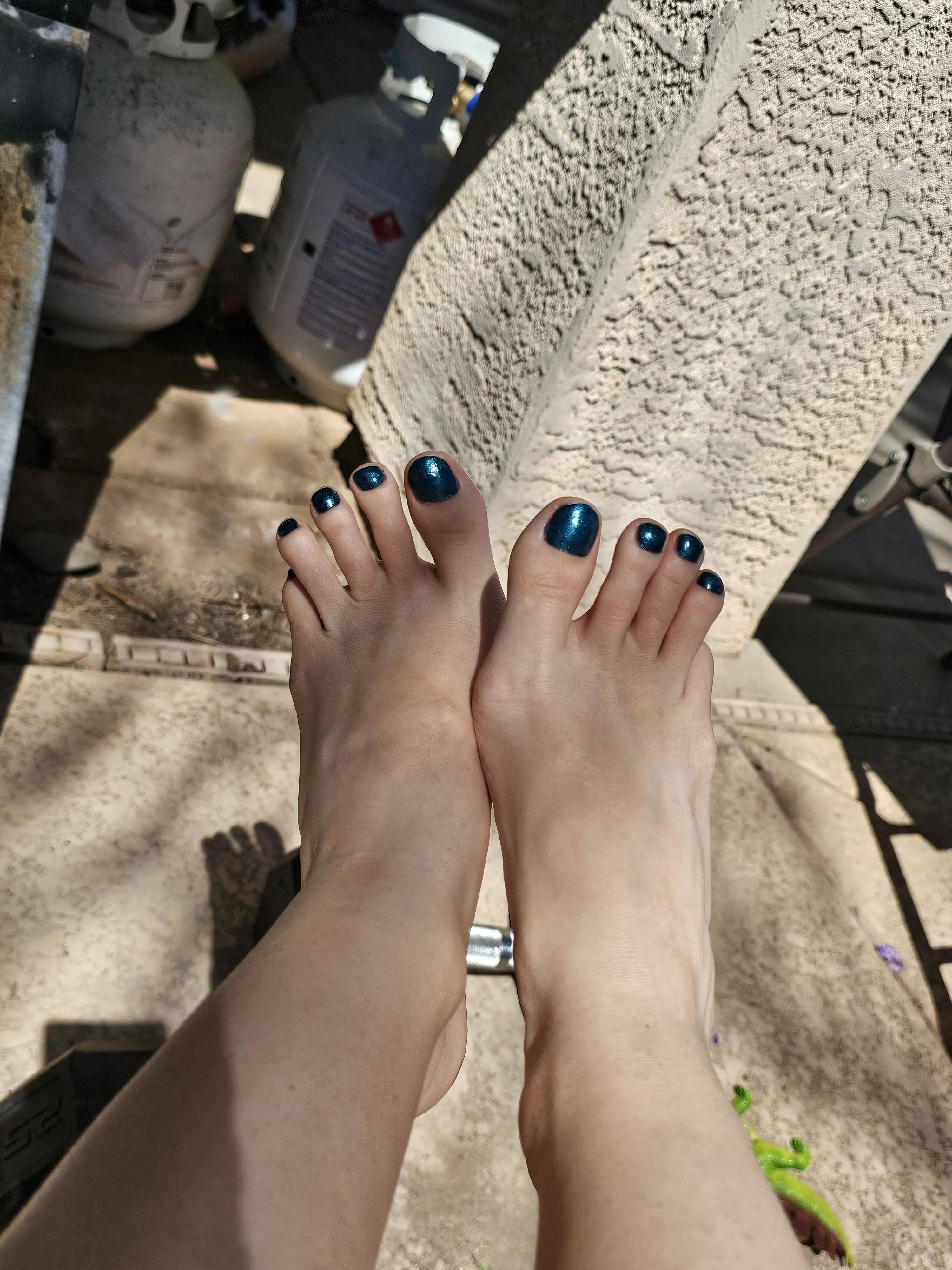 New polish💙 i live for a nice blue that shimmers just so