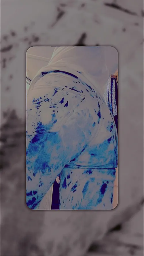 (oc) I'm horny looking for someone who is into furries and has a fursuit 😜