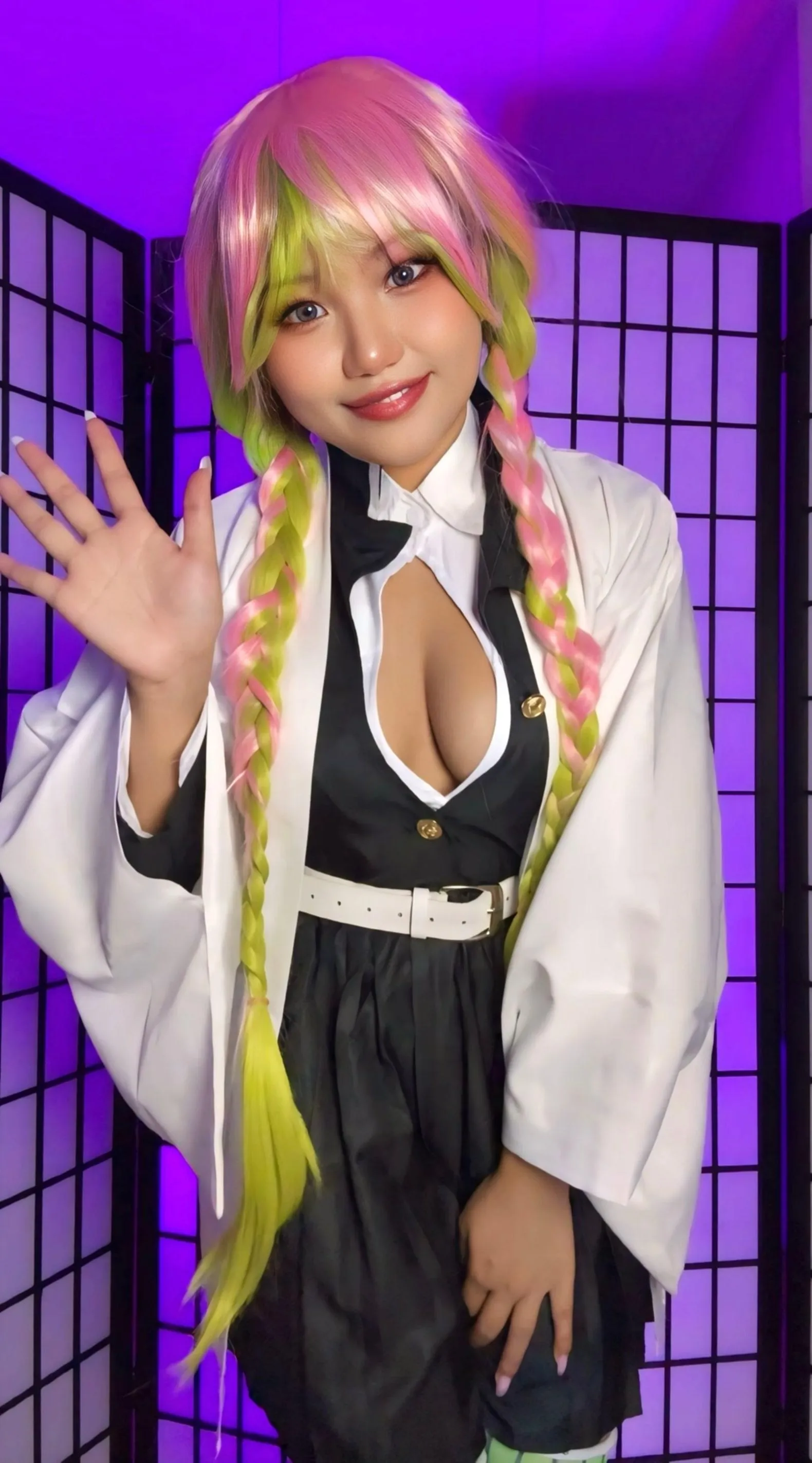 [OC] Mitsuri cosplay