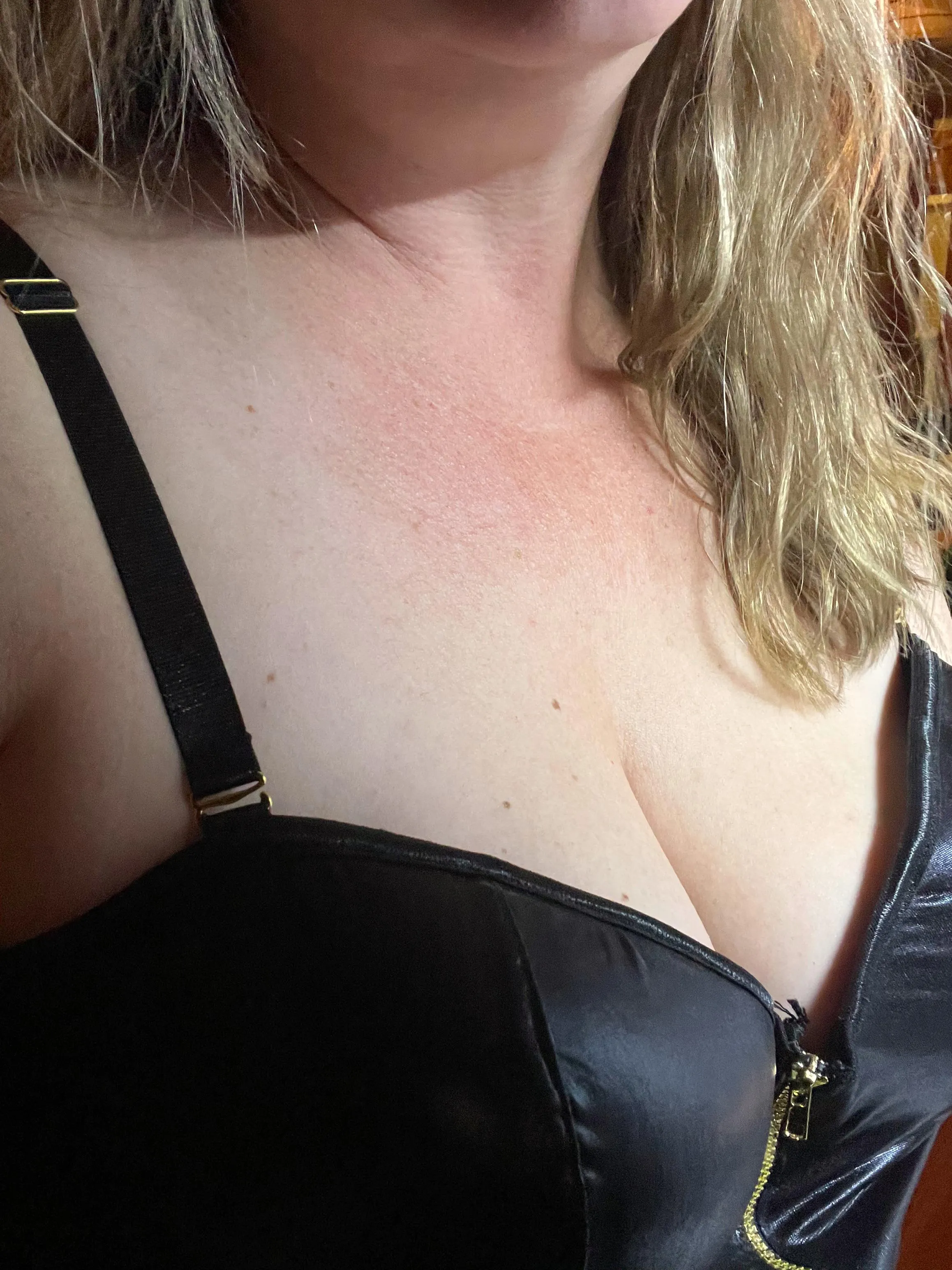 Of course I got to add my favorite cleavage pic lol
