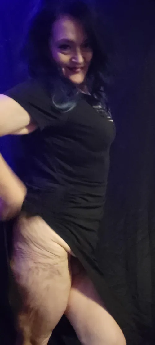 Peek....what more?🫦😍