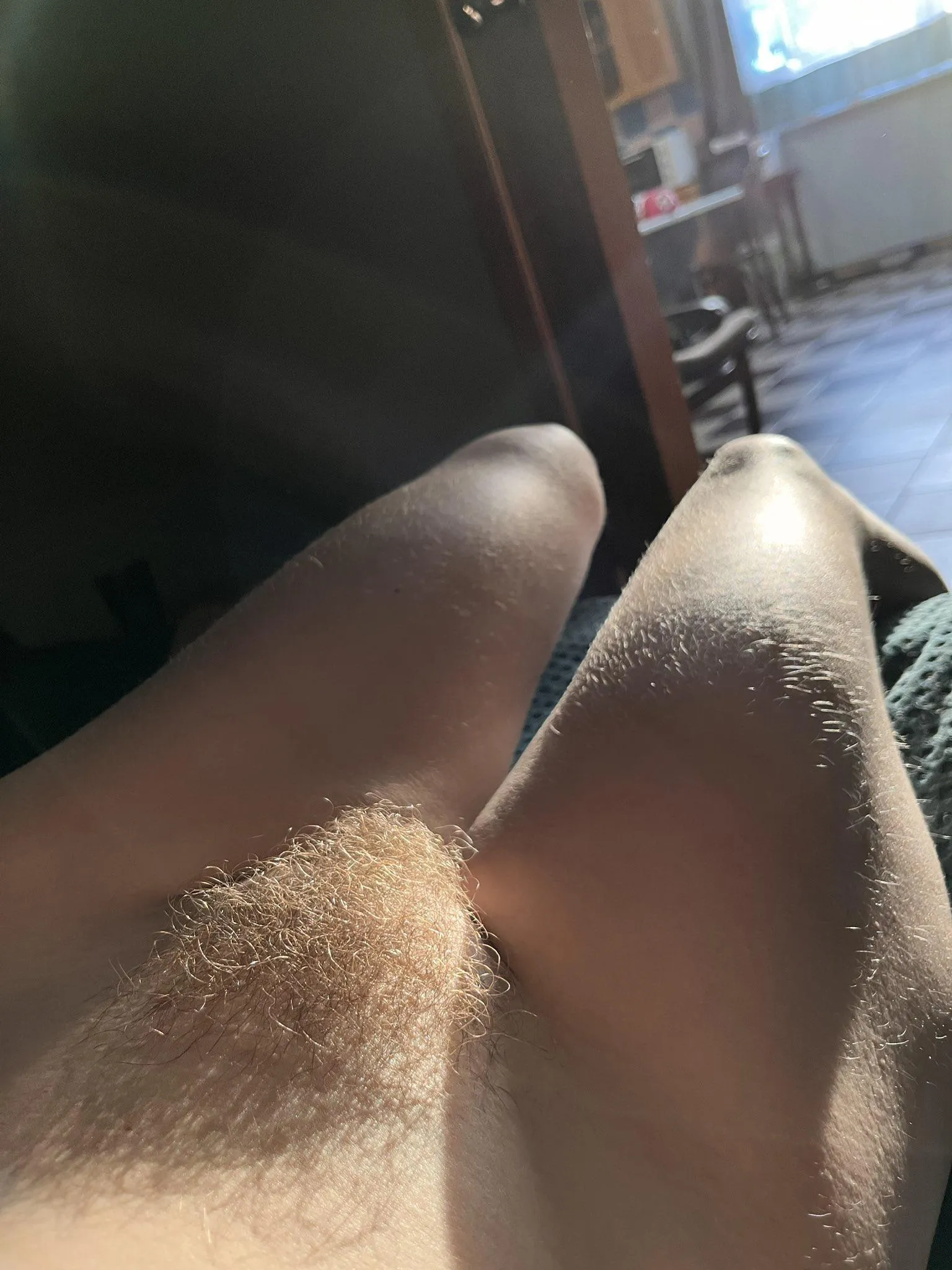 Stick your tongue in here