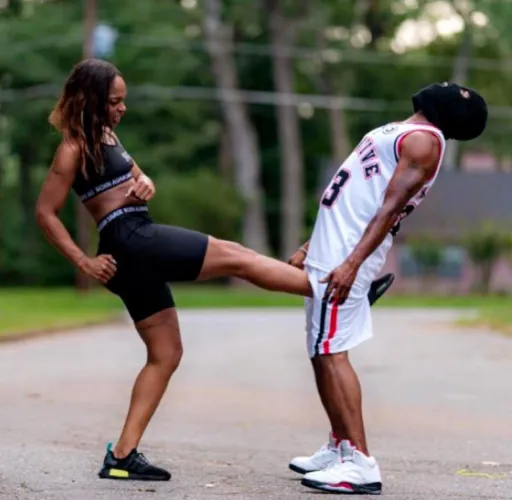 The basketball shorts don’t protect !