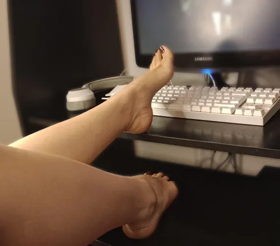 You are destined to do everything for the feet of a queen like me