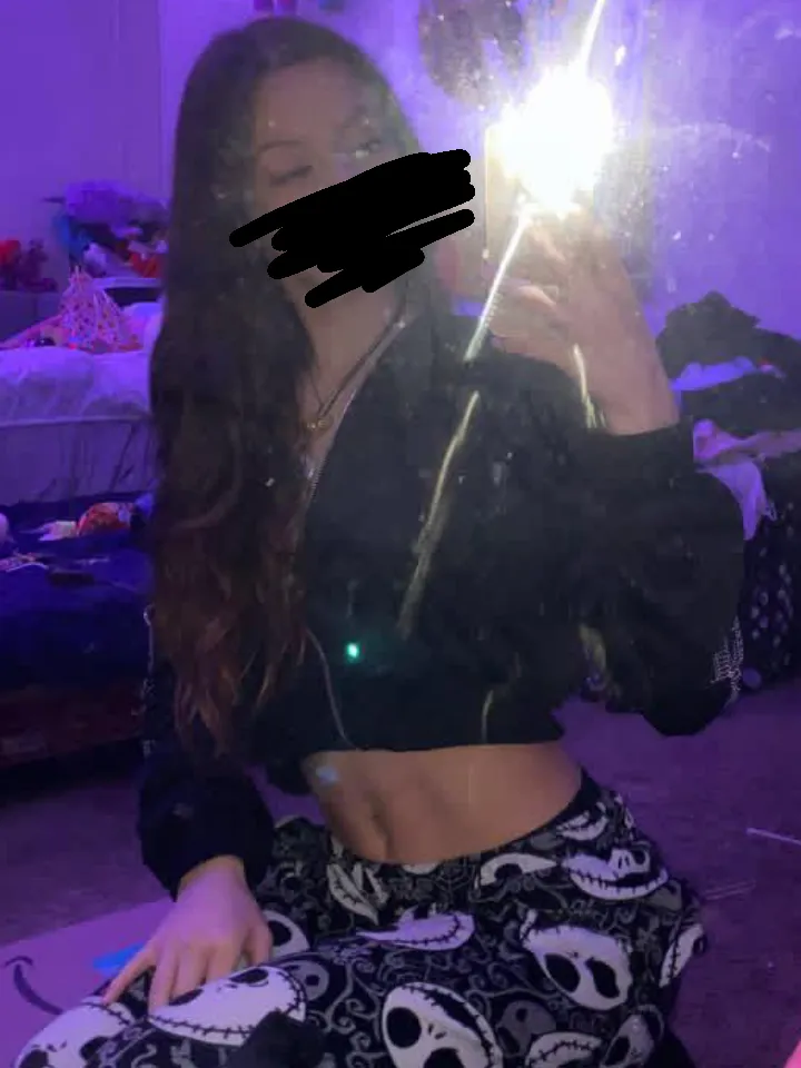 18F 🙈🫶🏽[online]