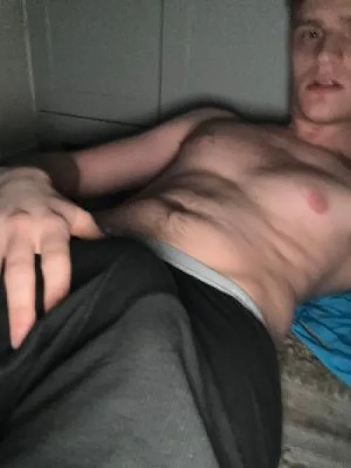 22 [M4F] #Lexington - Looking for kinky FWB. BWC to try out (;
