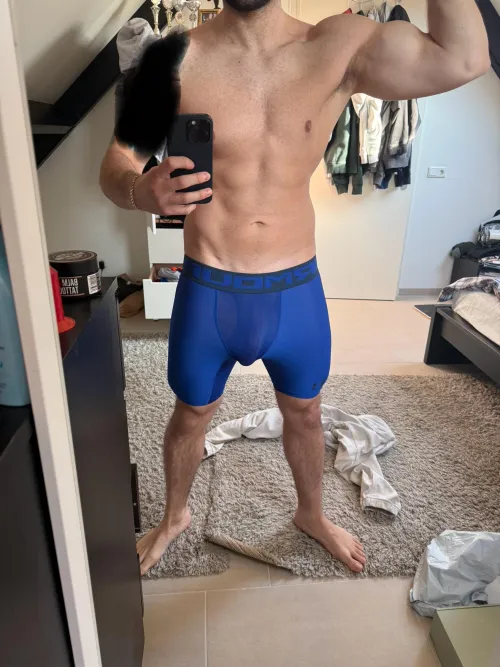 25 year old fit muscular alpha. Follow me for all used underwear related content @nicksalman101