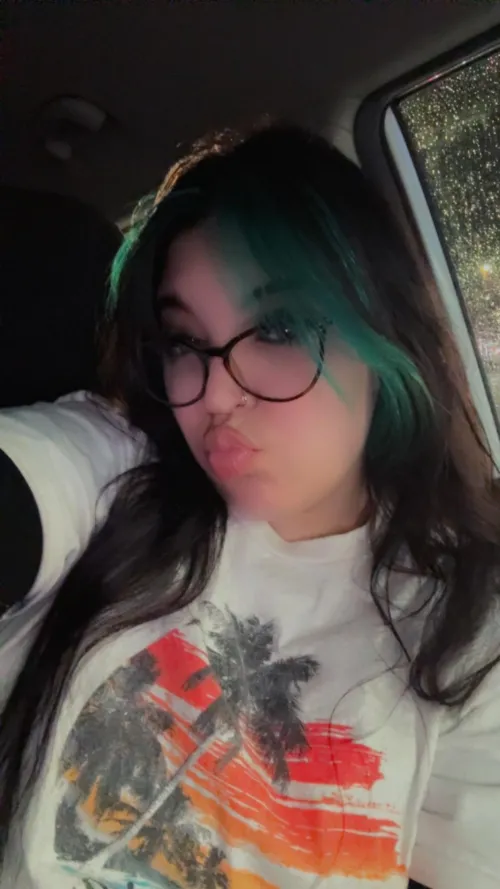 buy from me tonight daddy ? [online]