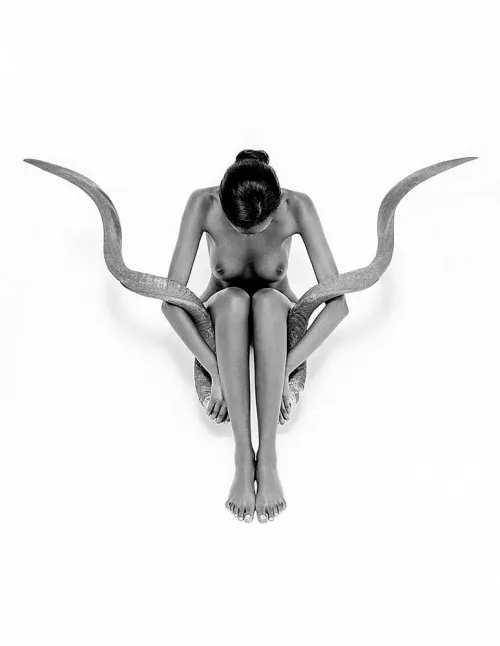 Eva | South Africa, 2002 | ph. Gavin O'Neill