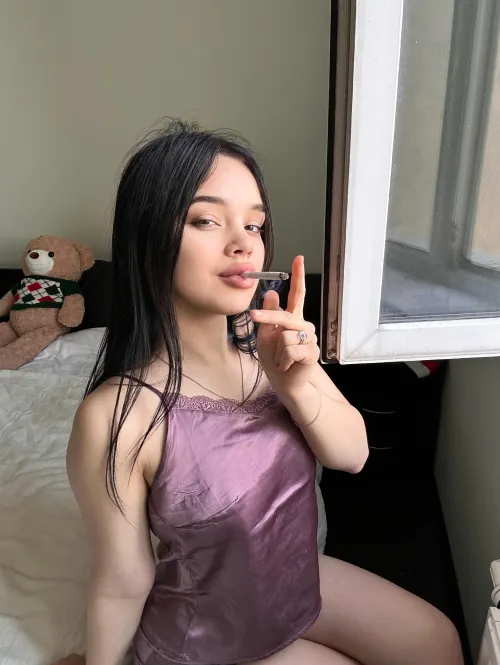 I love when the weather is good and I smoke a cigarette, my mood gets better