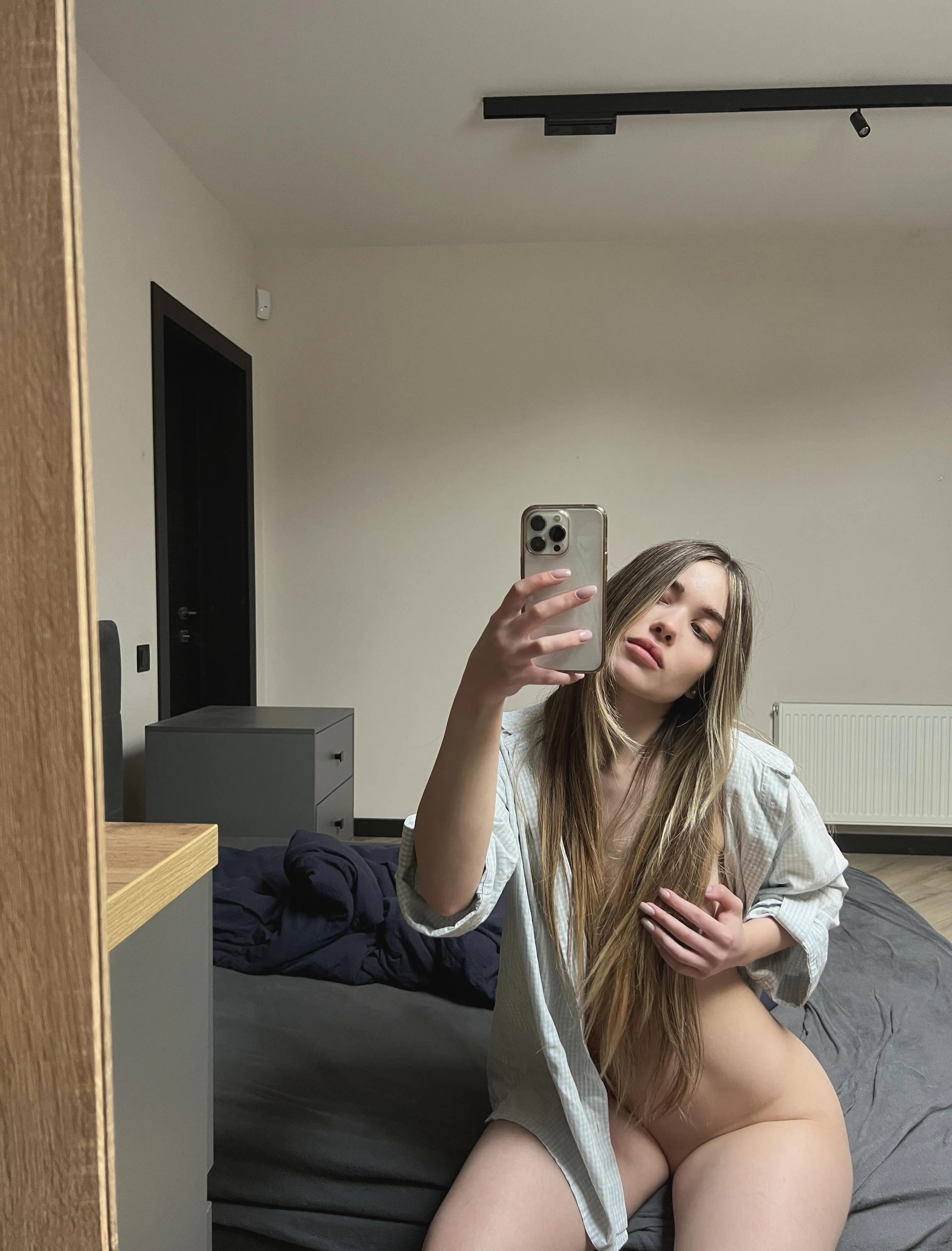 I need a man to handle this petite body