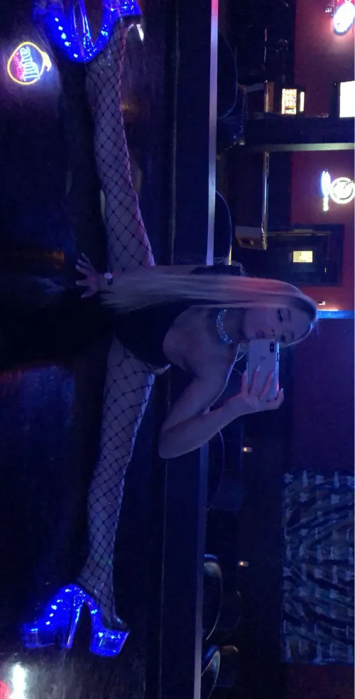 I'll be your new favorite blonde