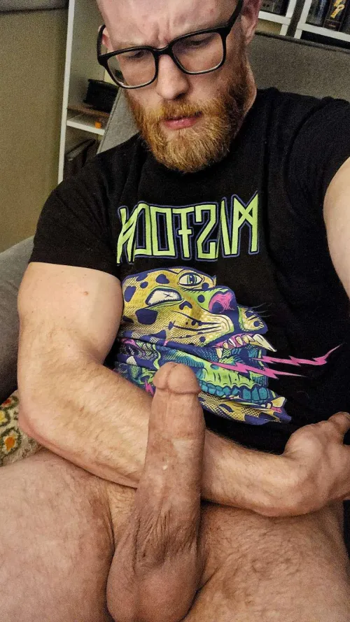 Mastodon? More like Massive-Dong! (It's a Mastodon shirt)