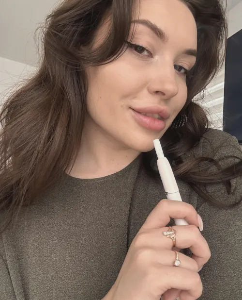 My husband is against me smoking and sharing my photos, but I don't care