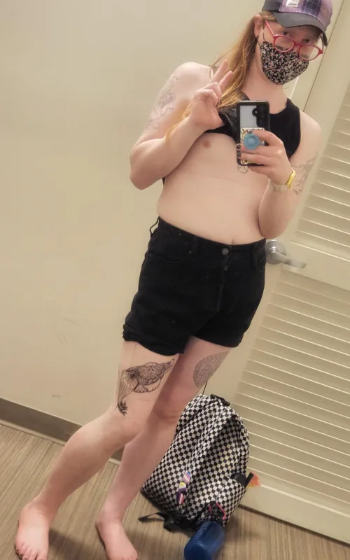 [nb] If these shorts are this cute at 50% off, just imagine 100%!