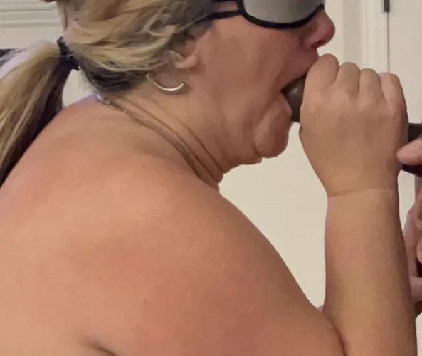 NC Triad area Hotwife looking to suck some cock tonight. See body for details.