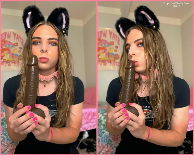 Raven and her best friend are definitely spending some time together. I’m sure they’ve got something interesting planned 😏