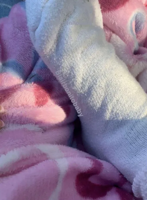 [selling] [US] long-wear gym socks fetish friendly F24 🧦