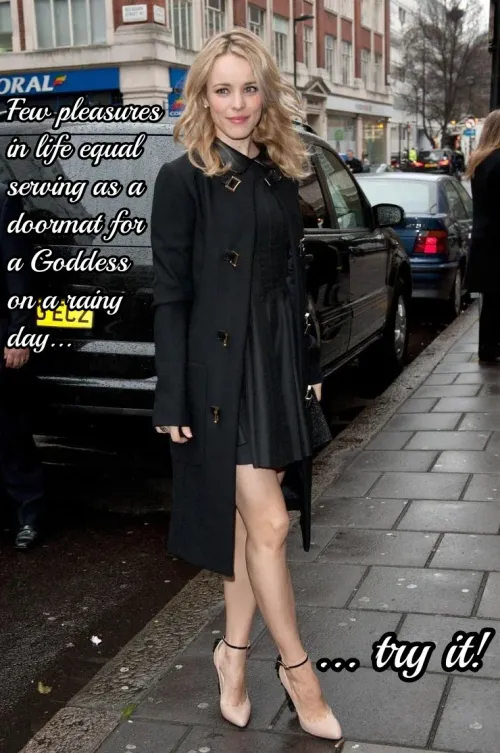 Simple submissive pleasures (Rachel McAdams) [No ImageFap]