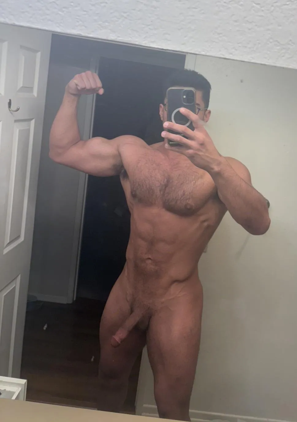 18 Freshman 6’4” 225lbs 8”