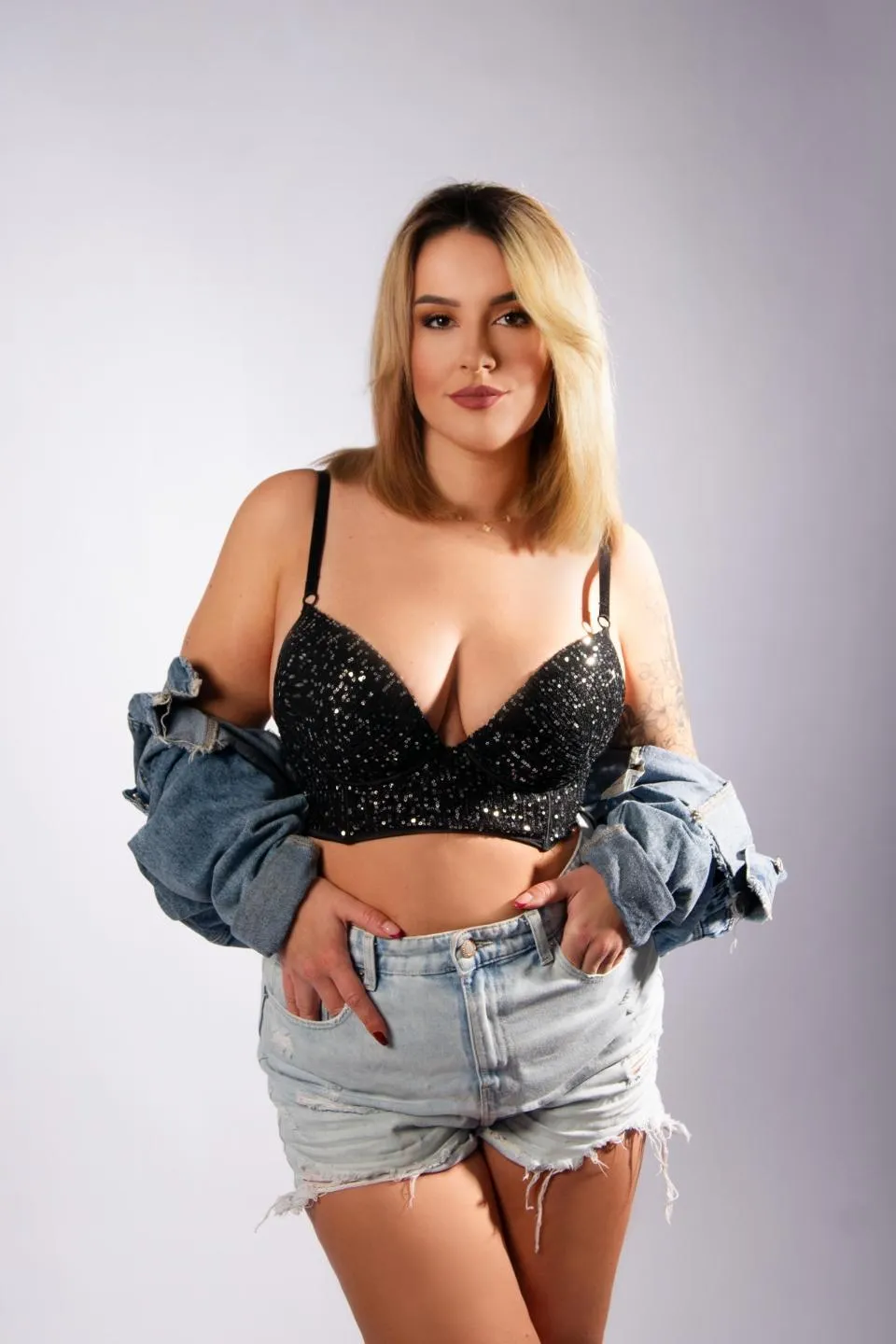 Be a gentleman and treat me like a lady and I will repay you for sure ...