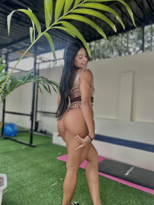 Do you get hard from a fit teen like me