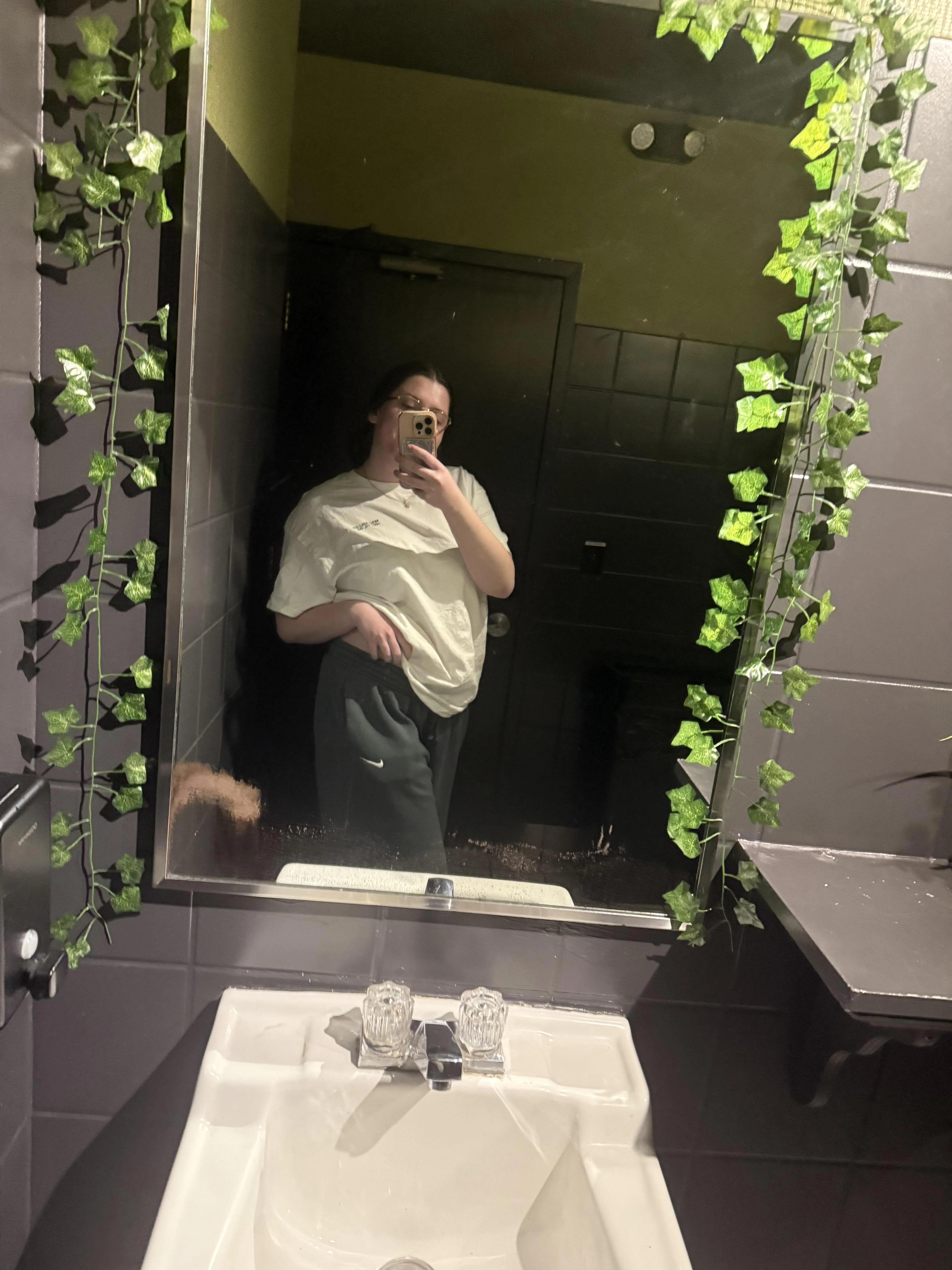 Gassy, bloated, and so round. do you like it? ;))