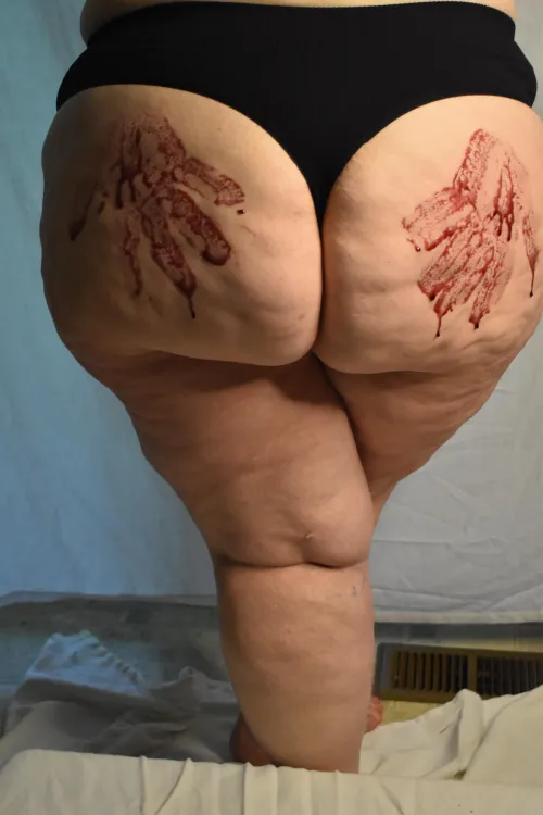 Hope you like blueberry… my ass needs cleaned… use your hands or….