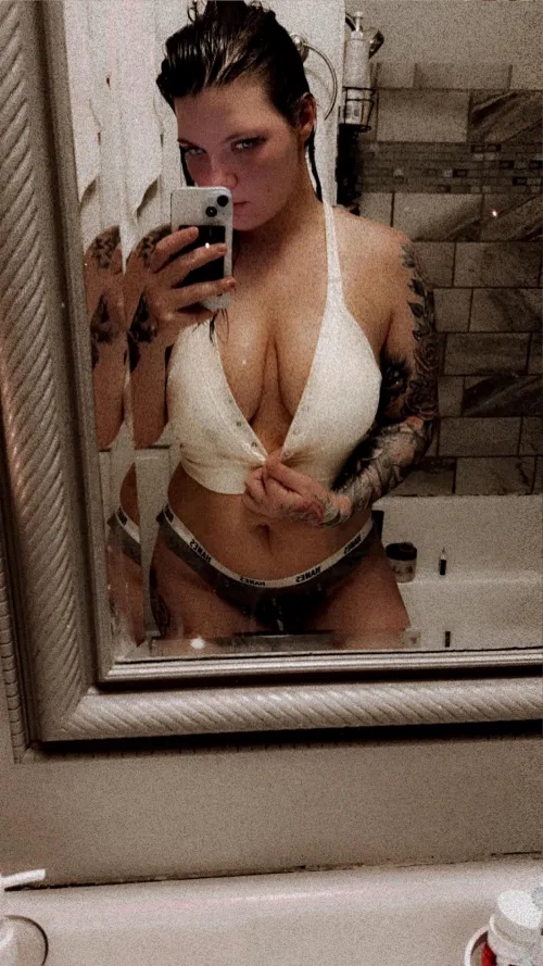 I need someone ASAP to make & film content with me. If you are interested info is in my bio.