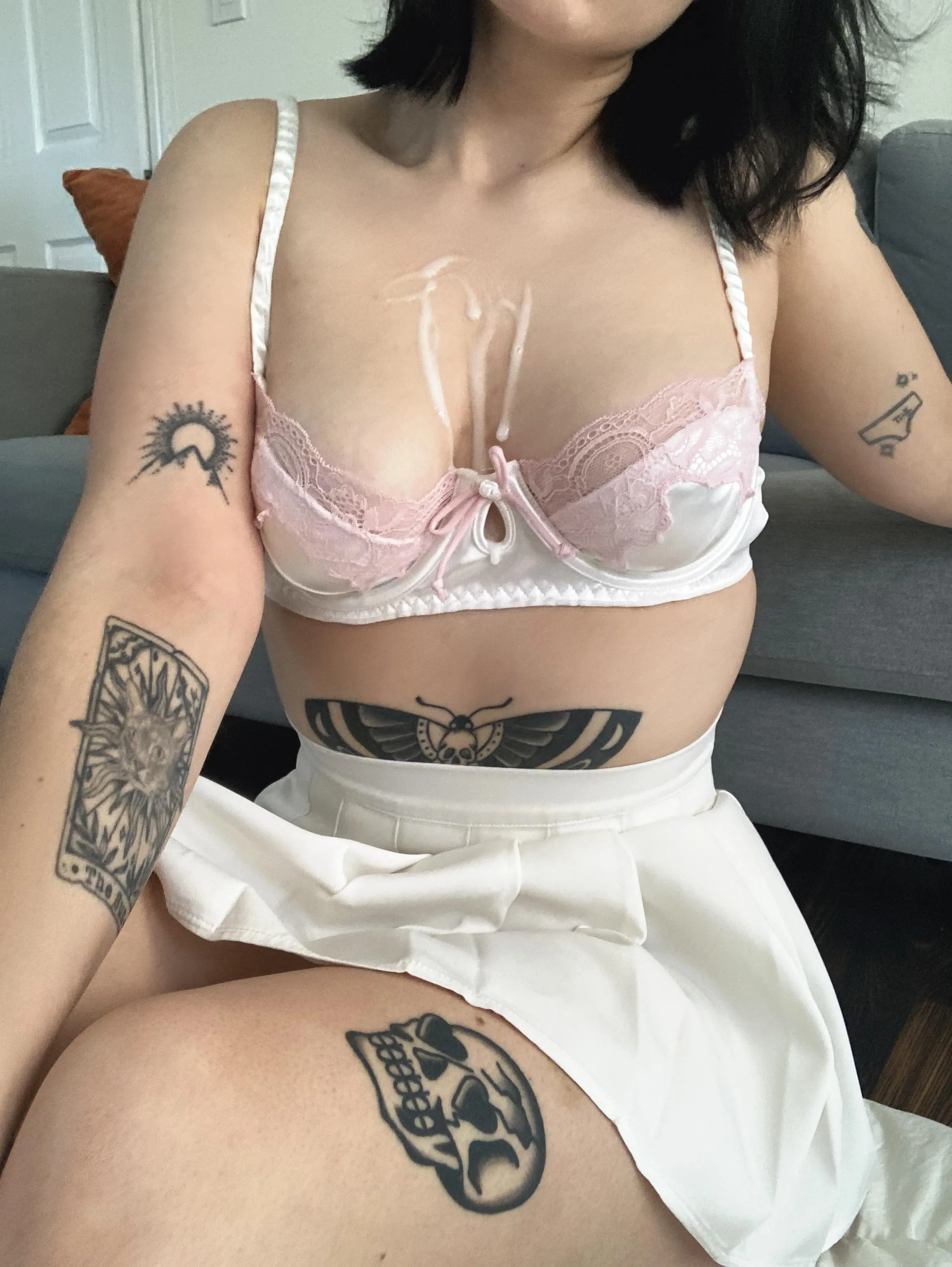 just lift my skirt, I'm ready for you daddy <3