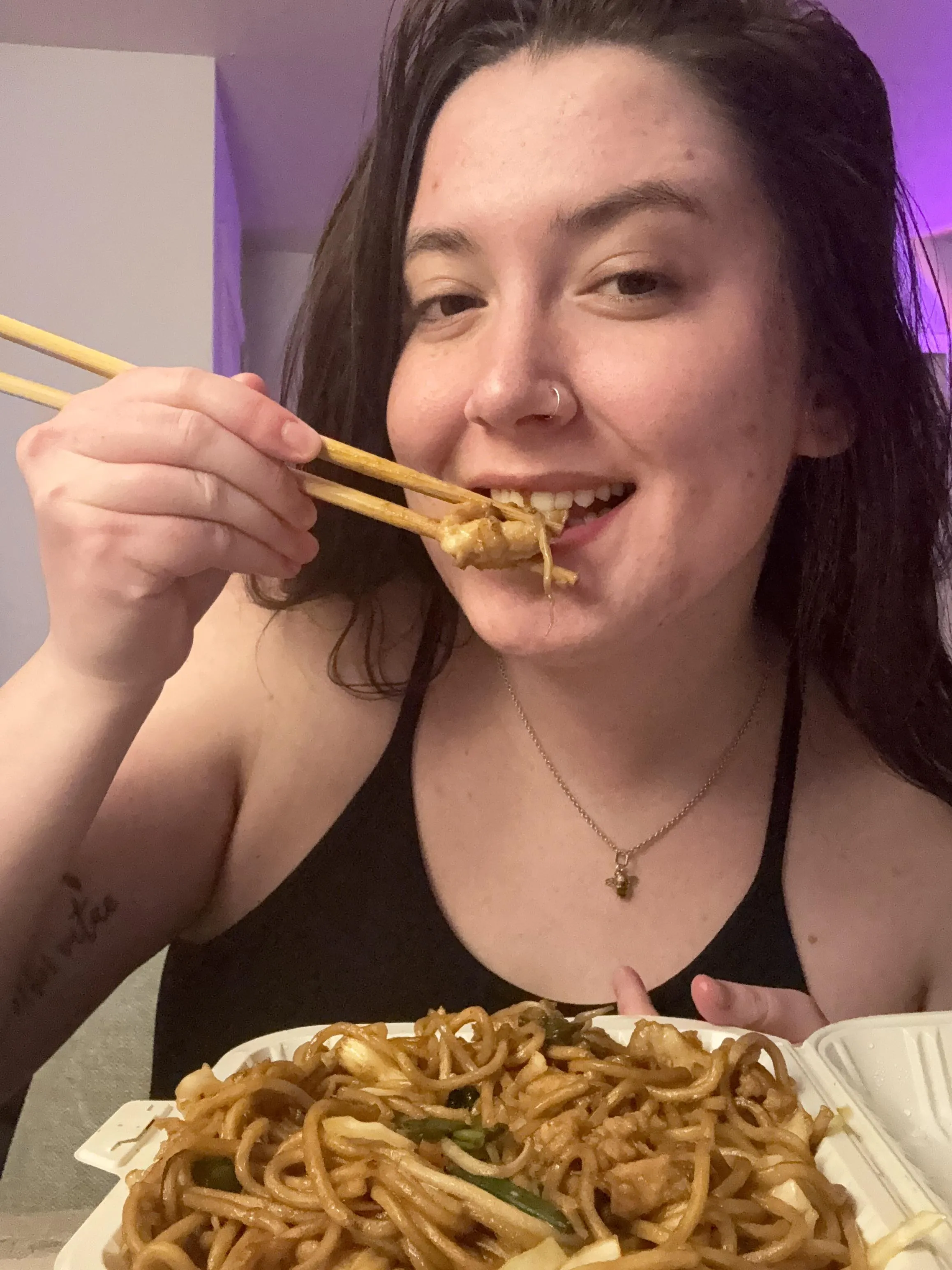 These greasy noodles got me bloated ;) :p