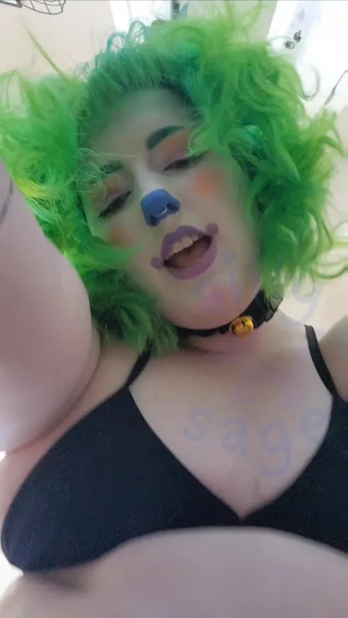 what're you doing if I get on top of you like this? :3