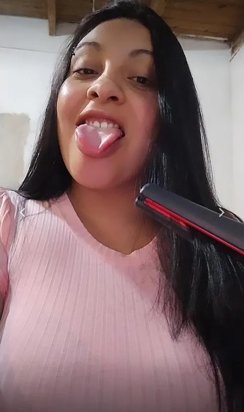 Can a long-haired brunette like me be your weakness?