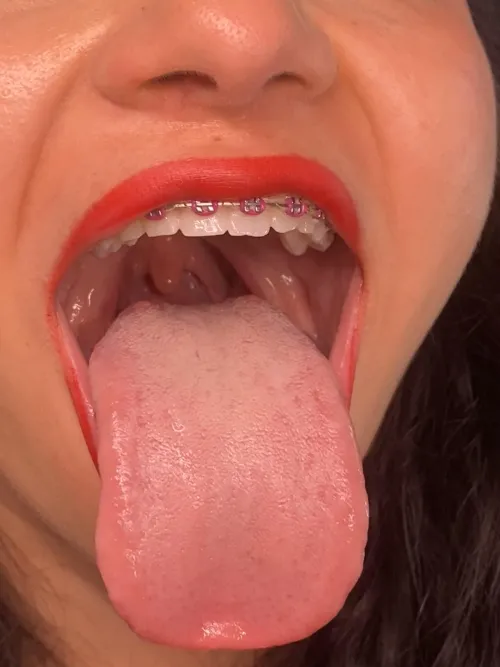 Cum on my tongue