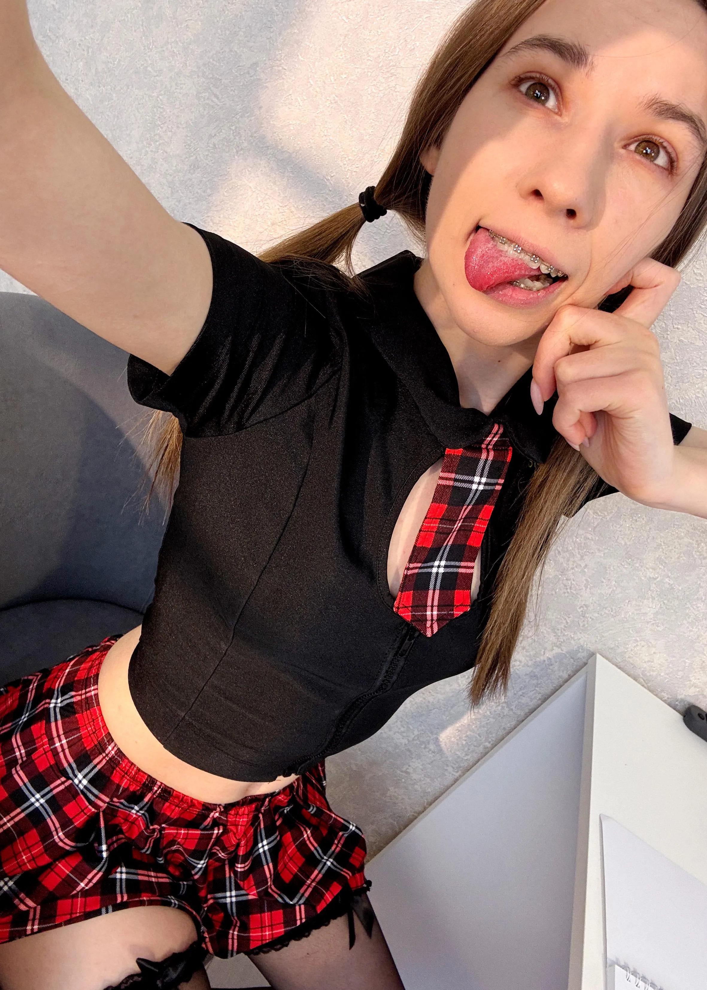 I hope girls with metal in mouths don't scare you