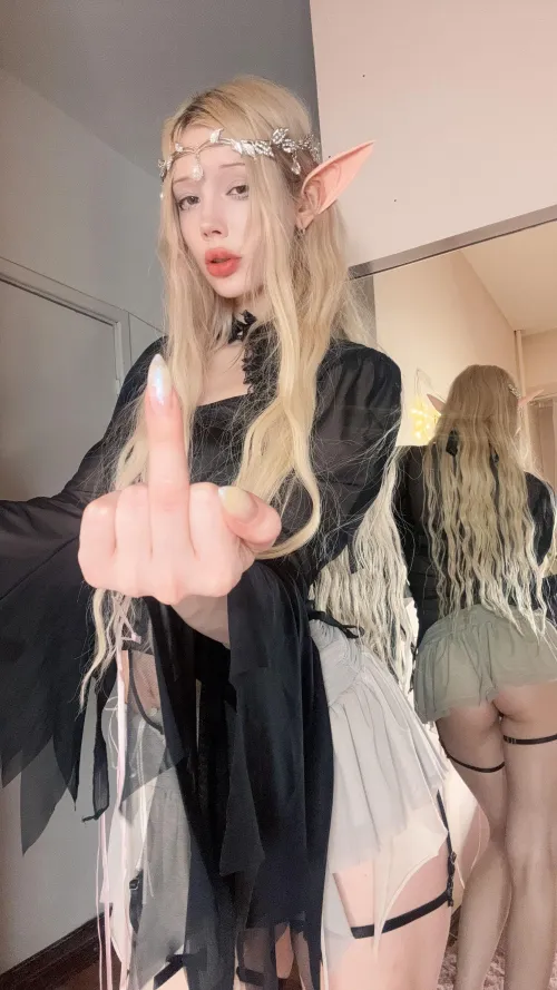 I'm a bit of a sassy elf today