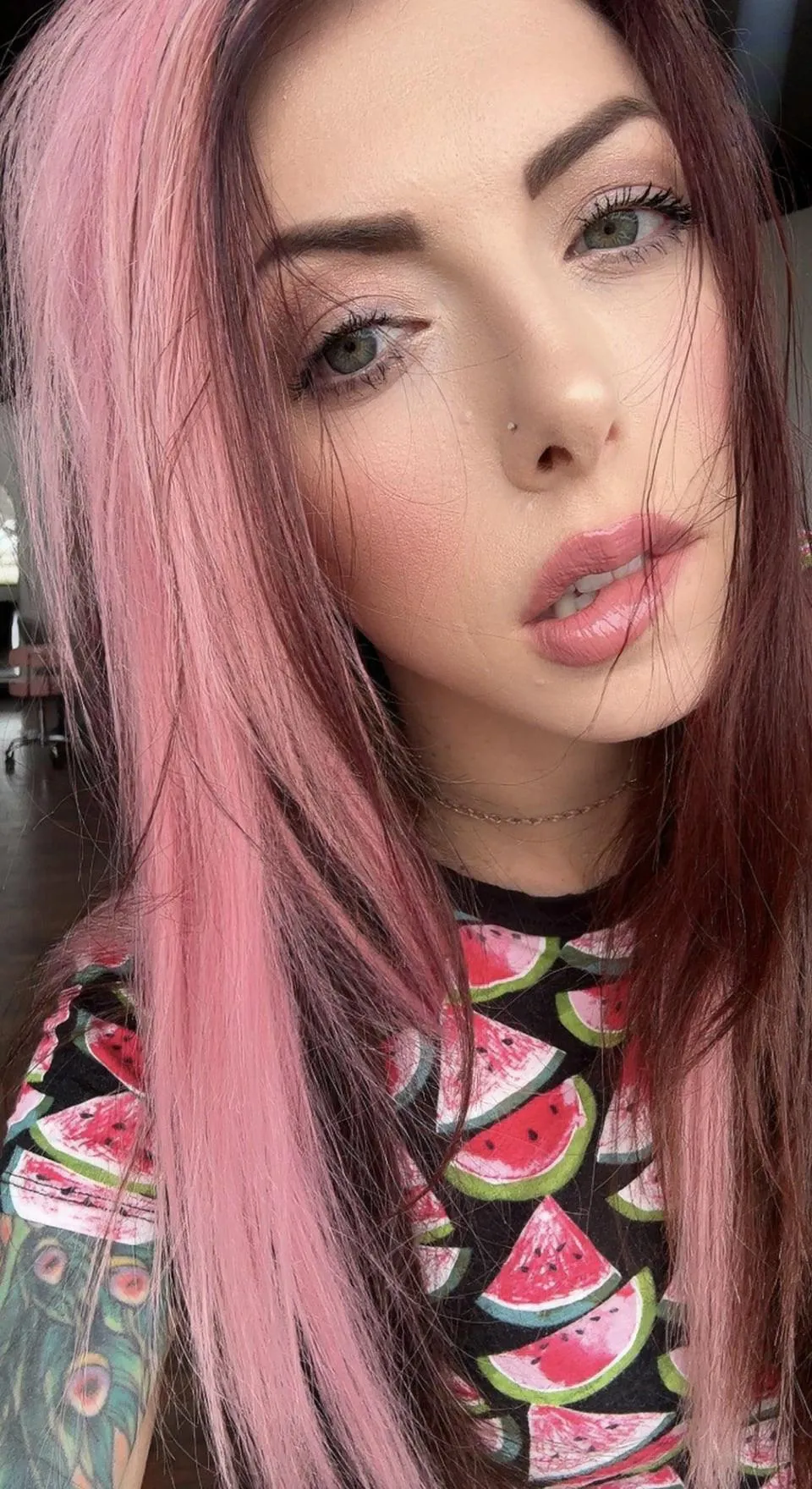 Mmmmm, silent sends behind your wife’s back are just so sexy! Here's your chance to get me turned on 💦 Mmmmm, silent sends behind your wife’s back are just so sexy! Here's your chance to get me turned on 💦