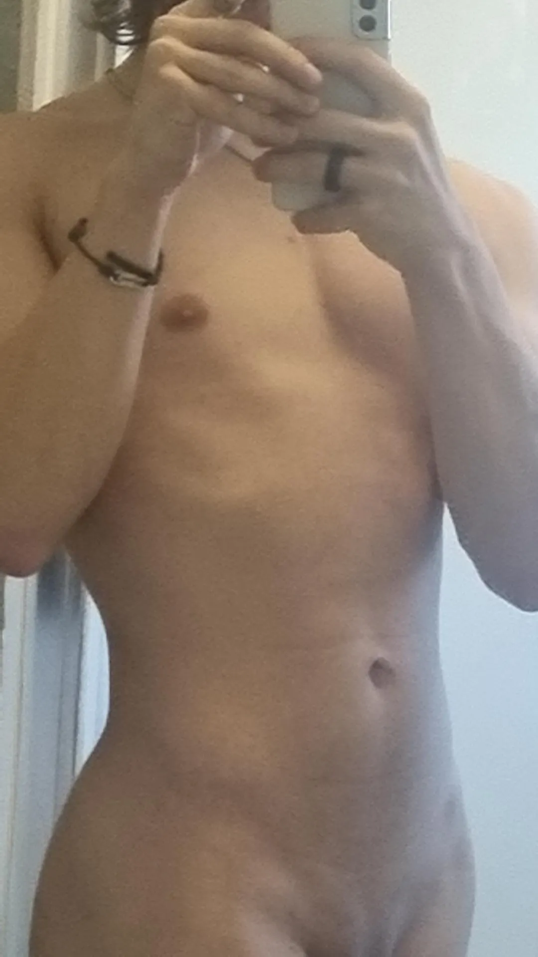 Need a topp 😵‍💫